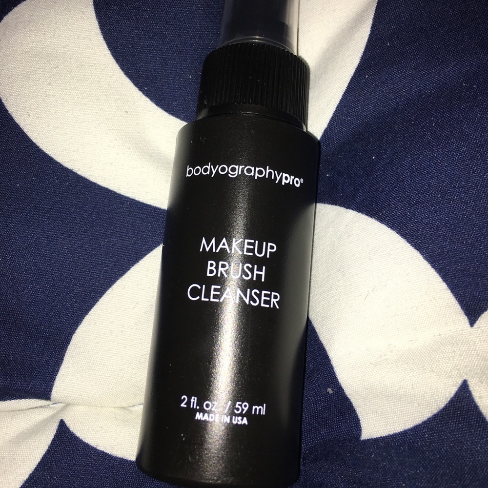 Brush Cleaner